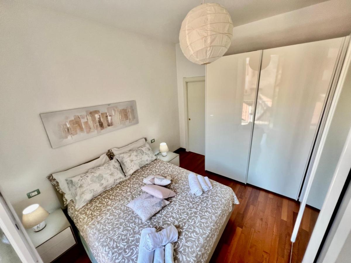 Divina Luxury Apartment With Jacuzzi Near The Lake Como Exteriör bild