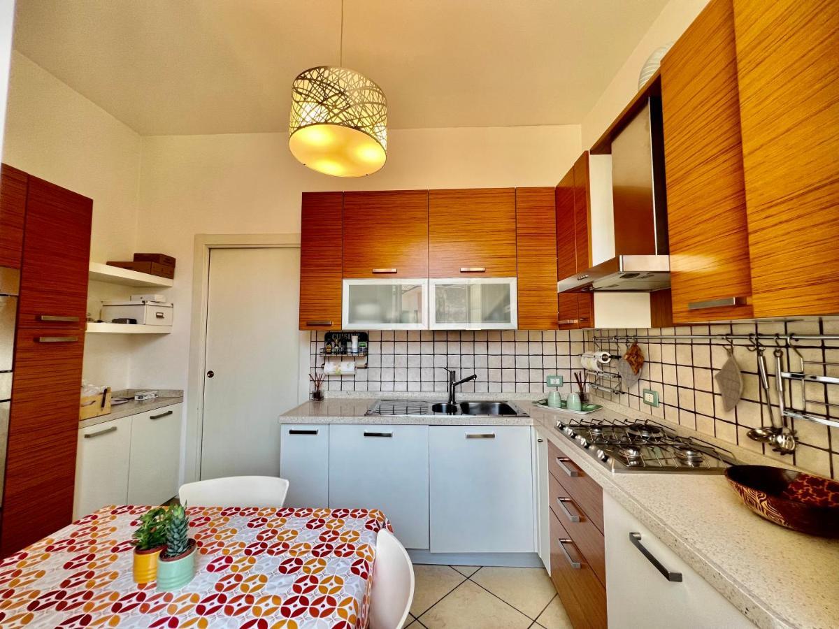 Divina Luxury Apartment With Jacuzzi Near The Lake Como Exteriör bild
