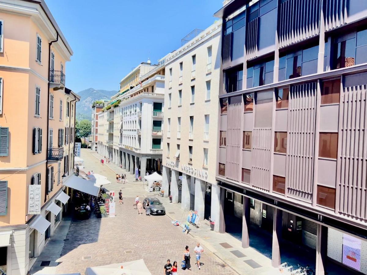 Divina Luxury Apartment With Jacuzzi Near The Lake Como Exteriör bild