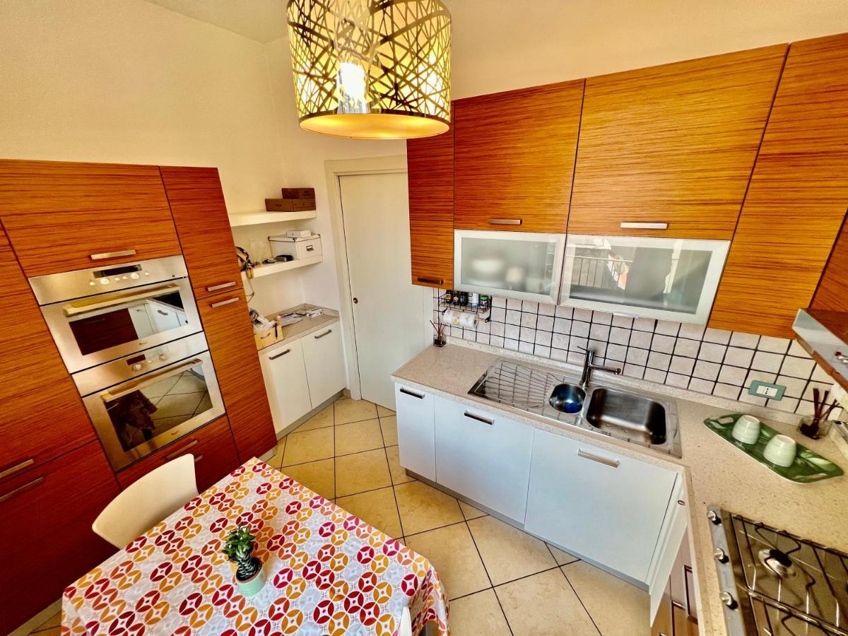 Divina Luxury Apartment With Jacuzzi Near The Lake Como Exteriör bild